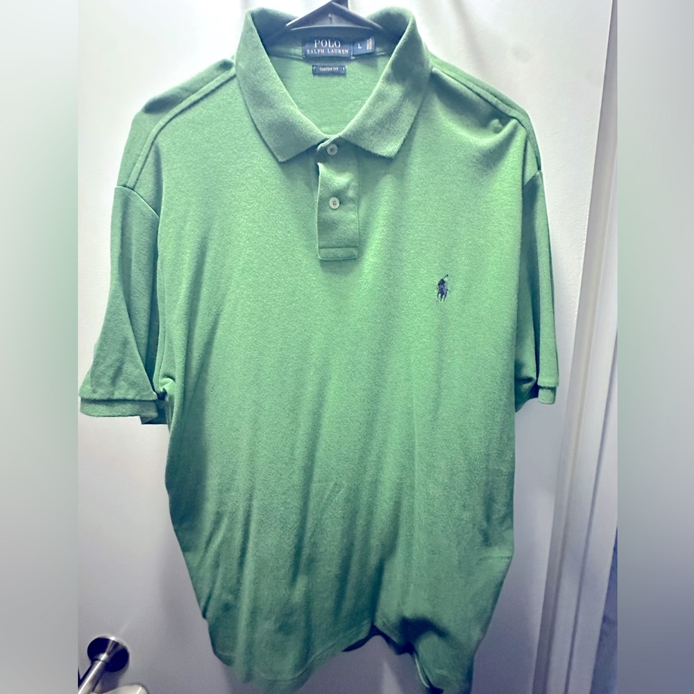 Golf green polo